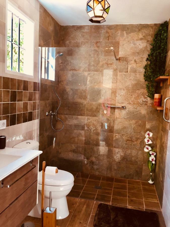 Privatunterkunft Cool Garden&suite Mairena del Aljarafe